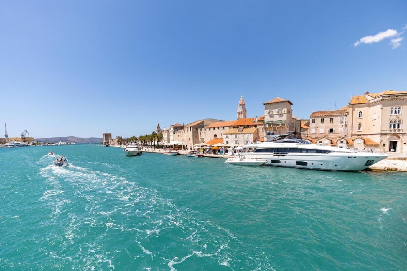 Agava Lux Apartamento Trogir Exterior foto